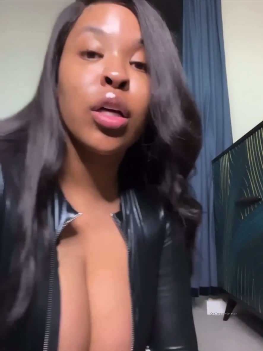 Ms_AryanaAdin's telegram video thumbnail